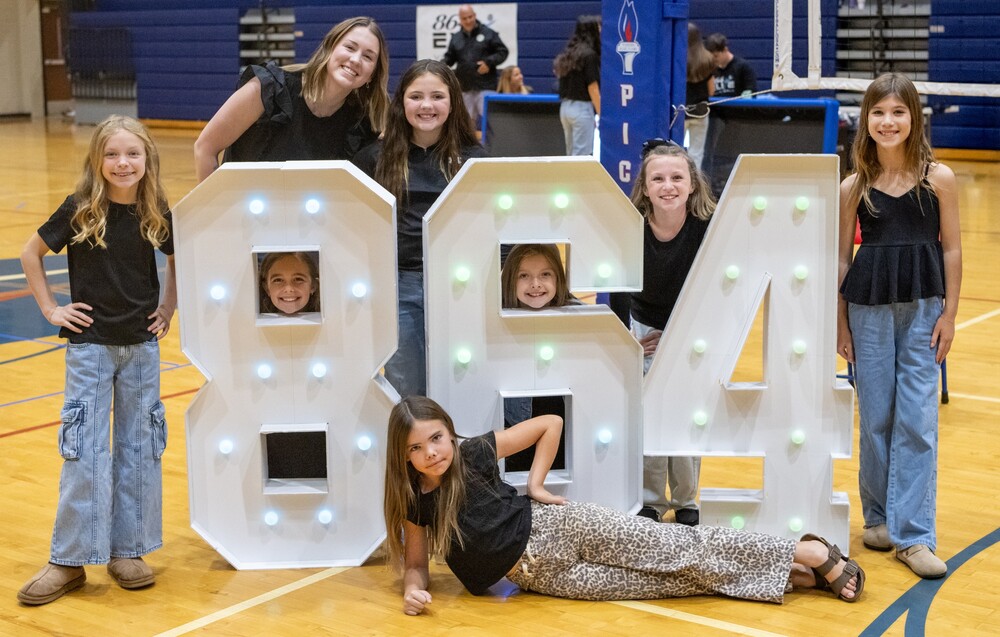 Click to see team details